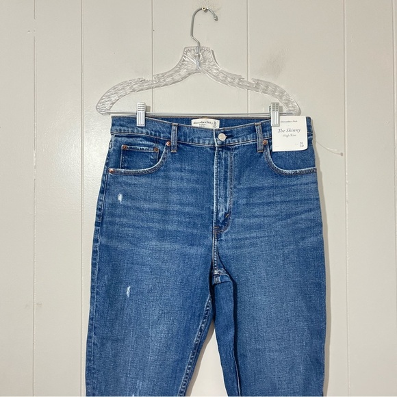 Abercrombie & Fitch The Skinny High Rise Jeans Women's Size 31/12 - Picture 3 of 8